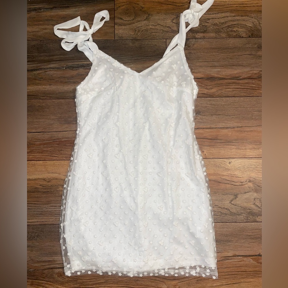 Copper closet floral mesh overlay dress. Very cute for any type of party